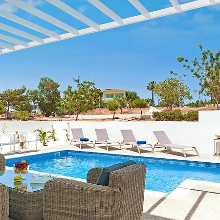 Catalina Villa