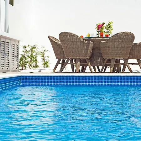 Catalina Villa Ayía Nápa